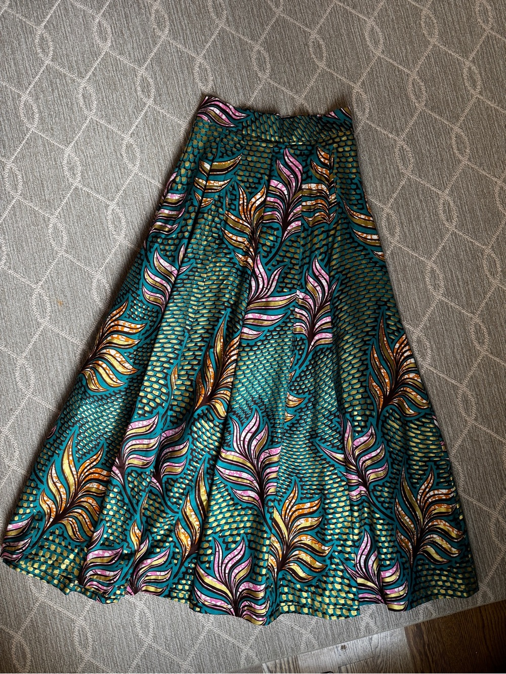 Francis & Benedict Floral Print Maxi Skirt - Women - incredible material.